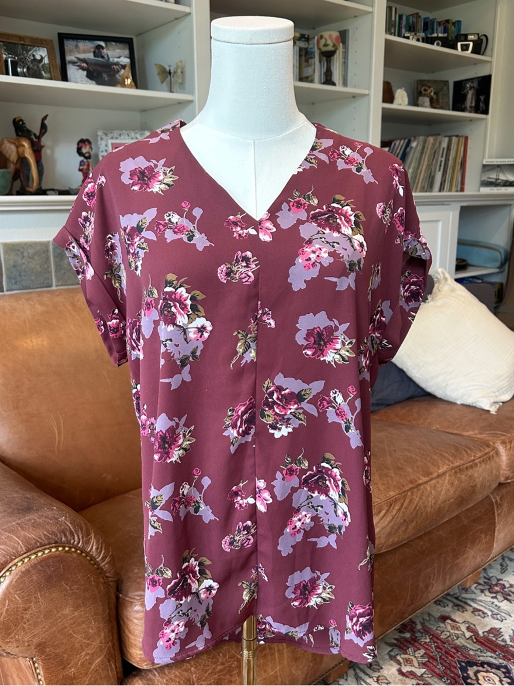 🌸3 FOR $20🌸 Pleione Mauve Floral V-Neck Blouse - Picture 2 of 7